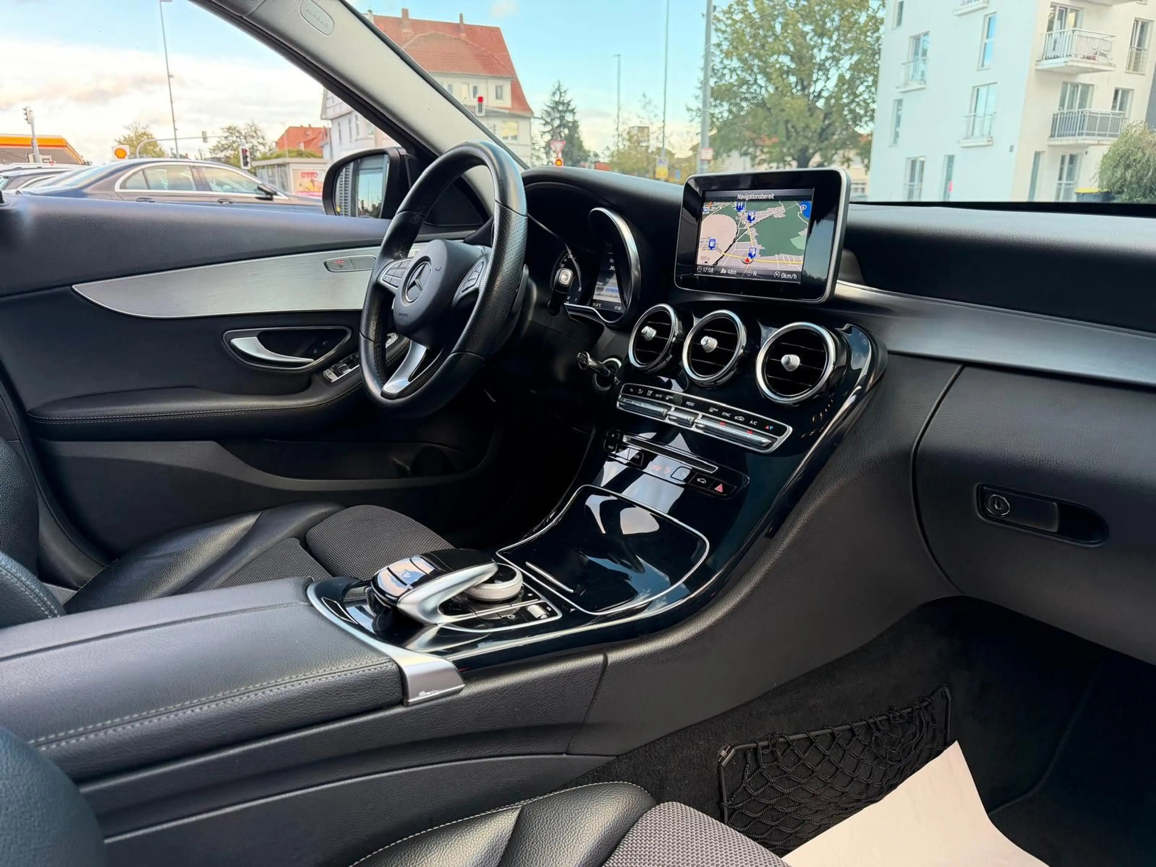 Mercedes-Benz C 220 d T PANORAMA/BURMSTER/KAMERA — photo 15
