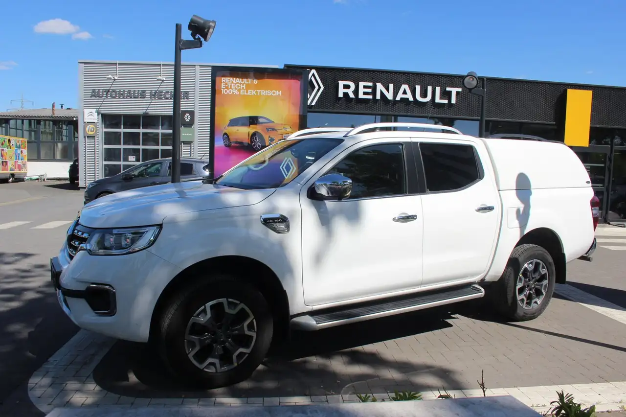 Renault Alaskan