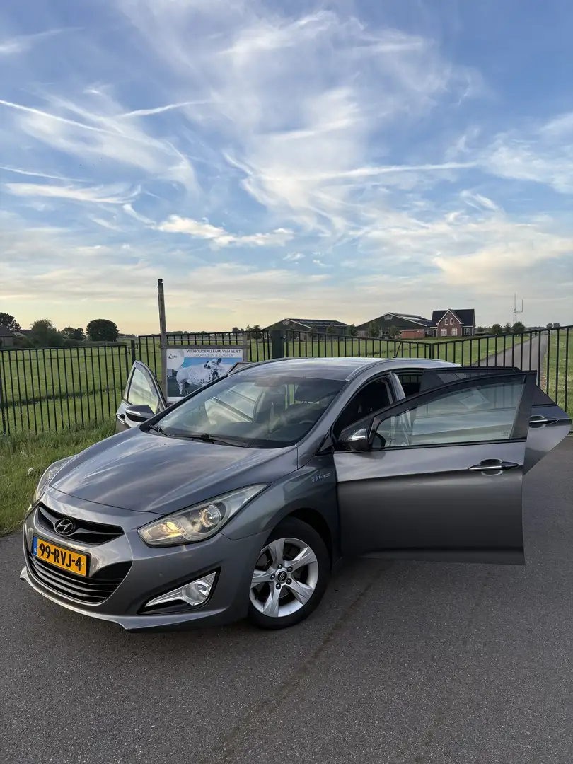 Hyundai i40 1.6 GDI B. Bns Edition Grijs - 2