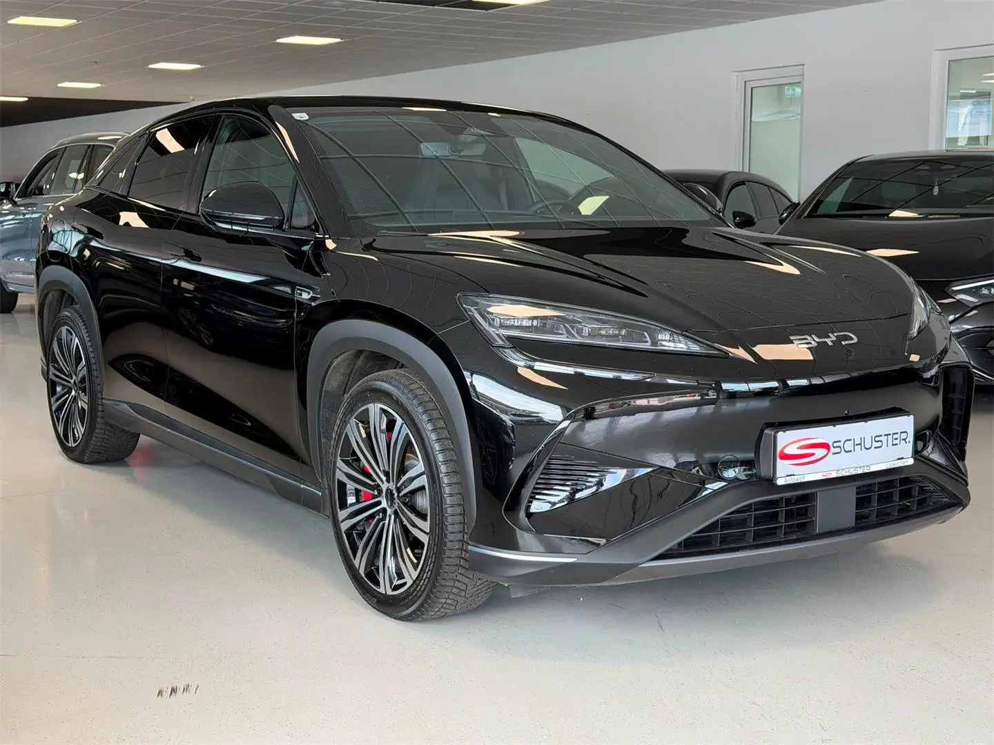 BYD Sealion 7 Excellence AWD Schwarz - 1