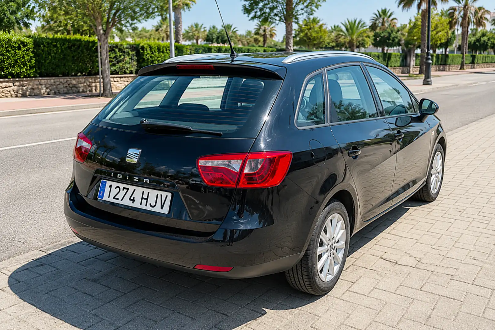 SEAT Ibiza ST 1.6TDI CR Style 105 Negro - 2
