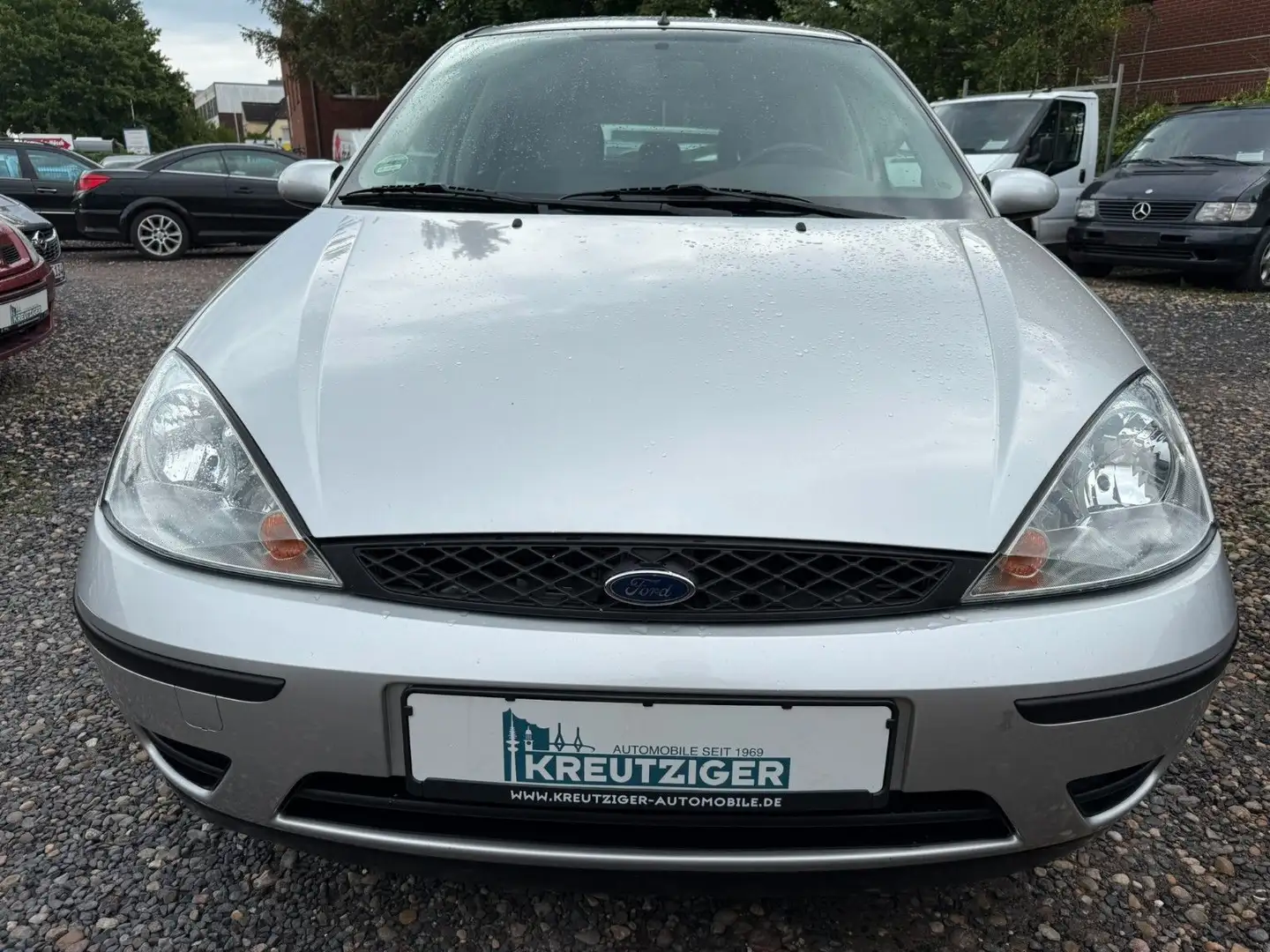 Ford Focus 1.6 Automatik Silber - 2