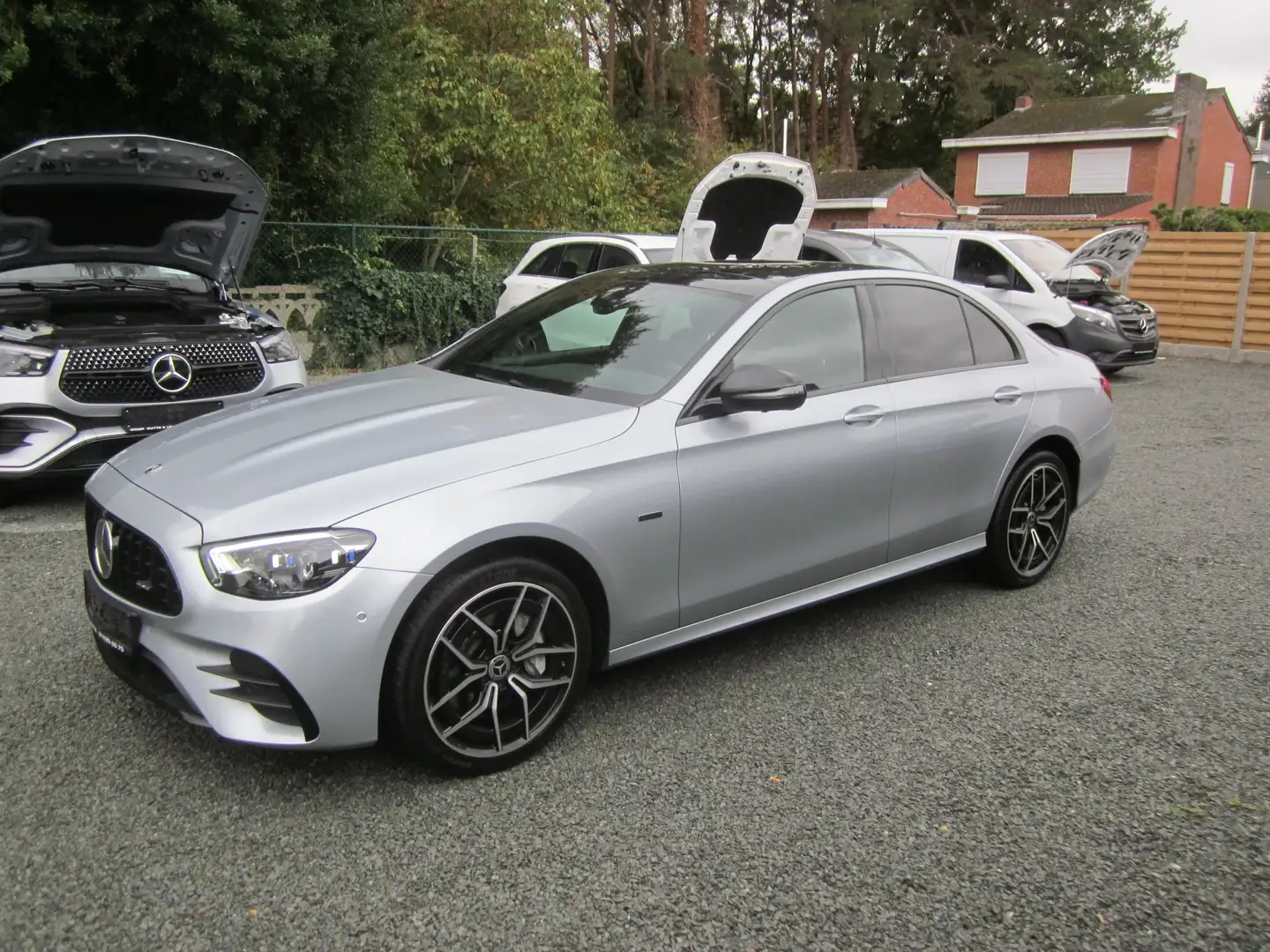Mercedes-Benz E 300 de 4 MATIC - FULL OPTION Argent - 2