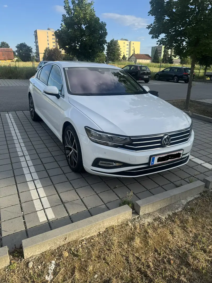 Volkswagen Passat Business 2,0 SCR TDI DSG - 1