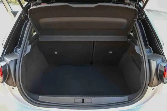 Opel Corsa view 7