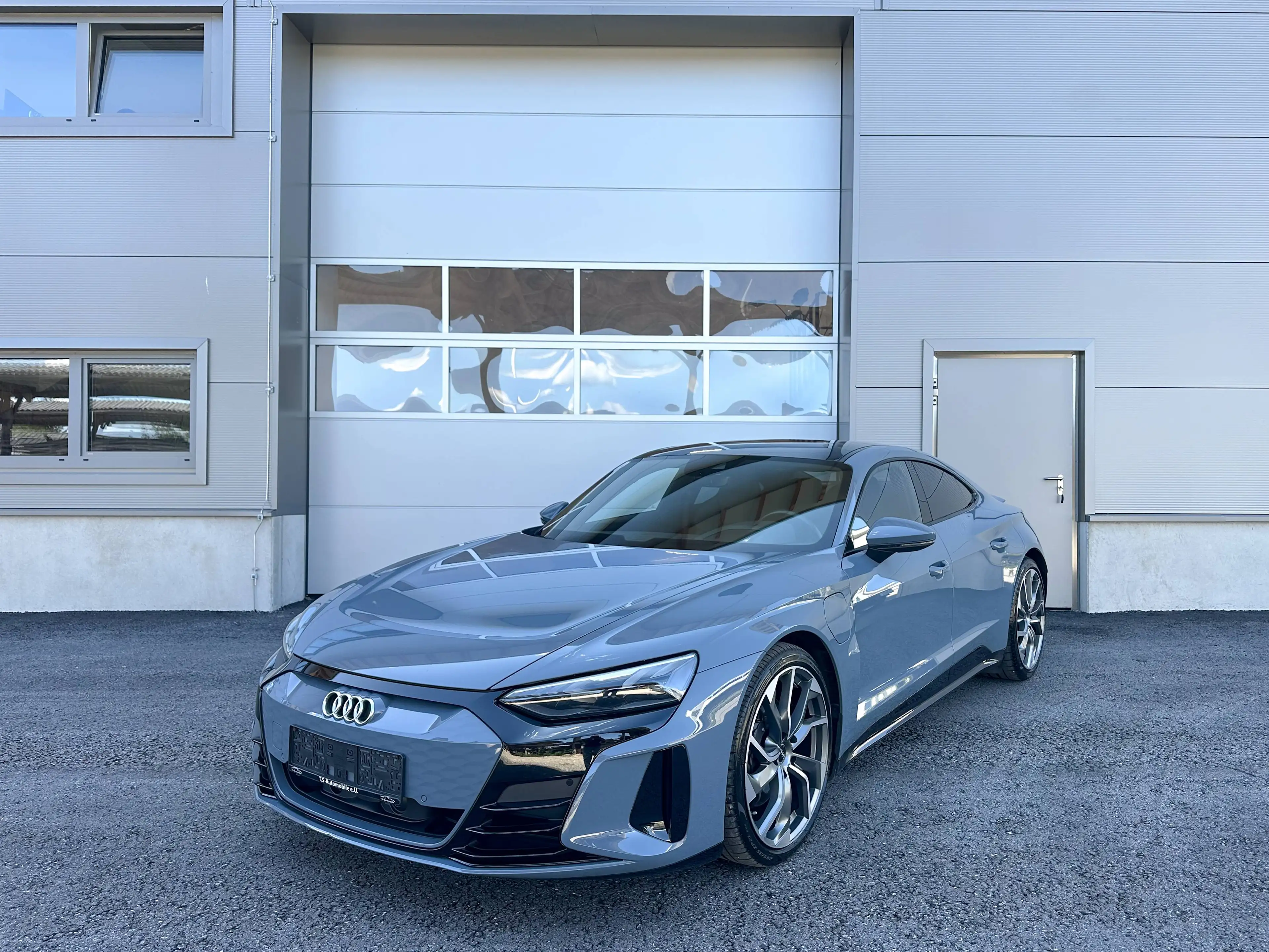Audi e-tron GT QUATTRO / MATRIX LED/ SPORTSITZE
