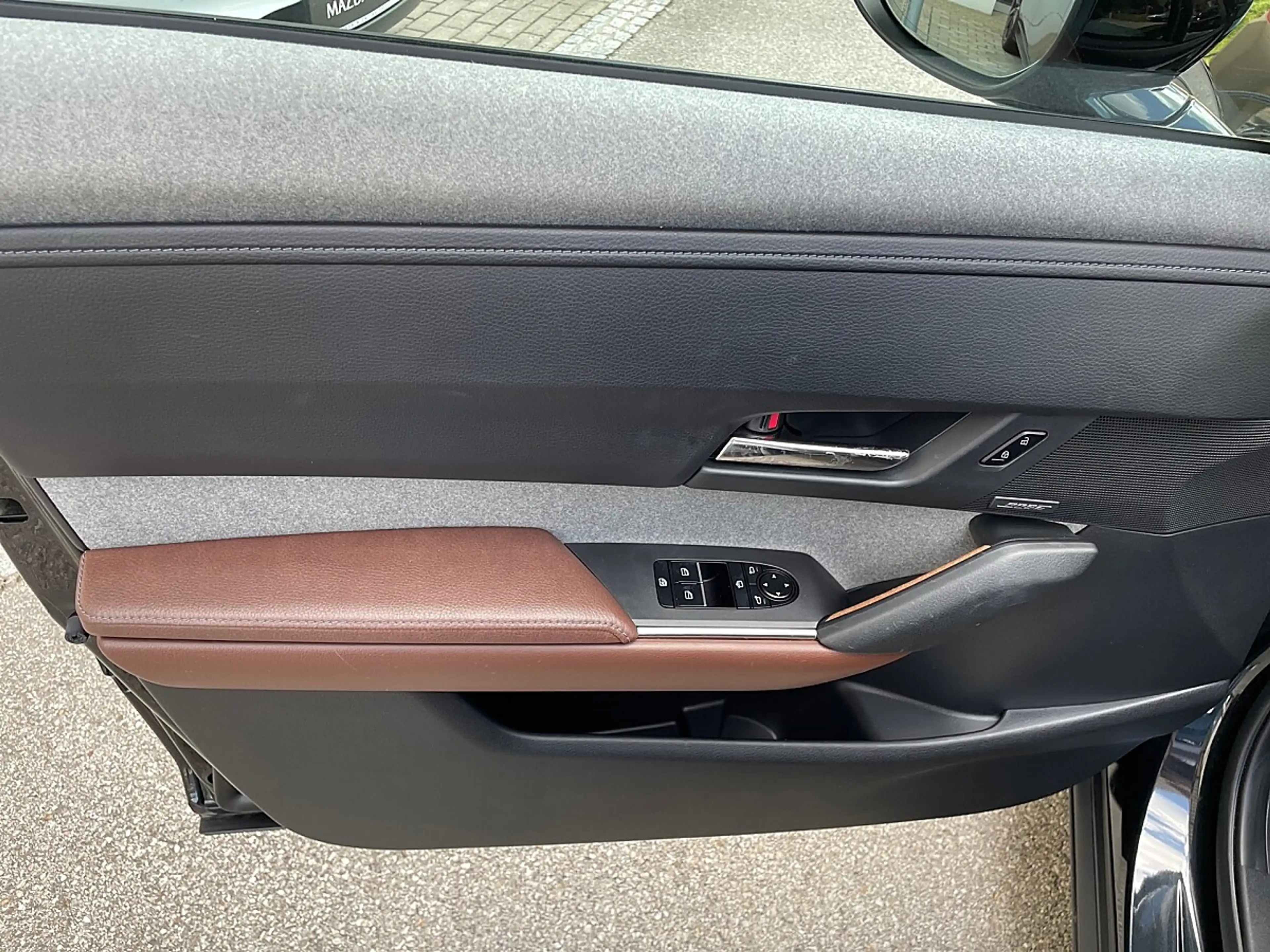 Mazda MX-30 GTE+ Premium V-Tech — photo 13