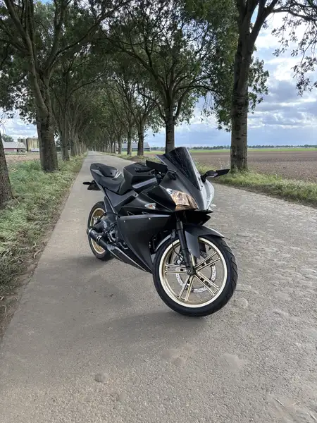 Yamaha YZF-R125