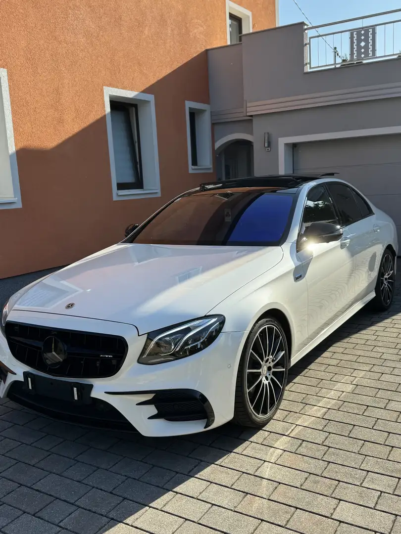 Mercedes-Benz E 350 Amg line - 1