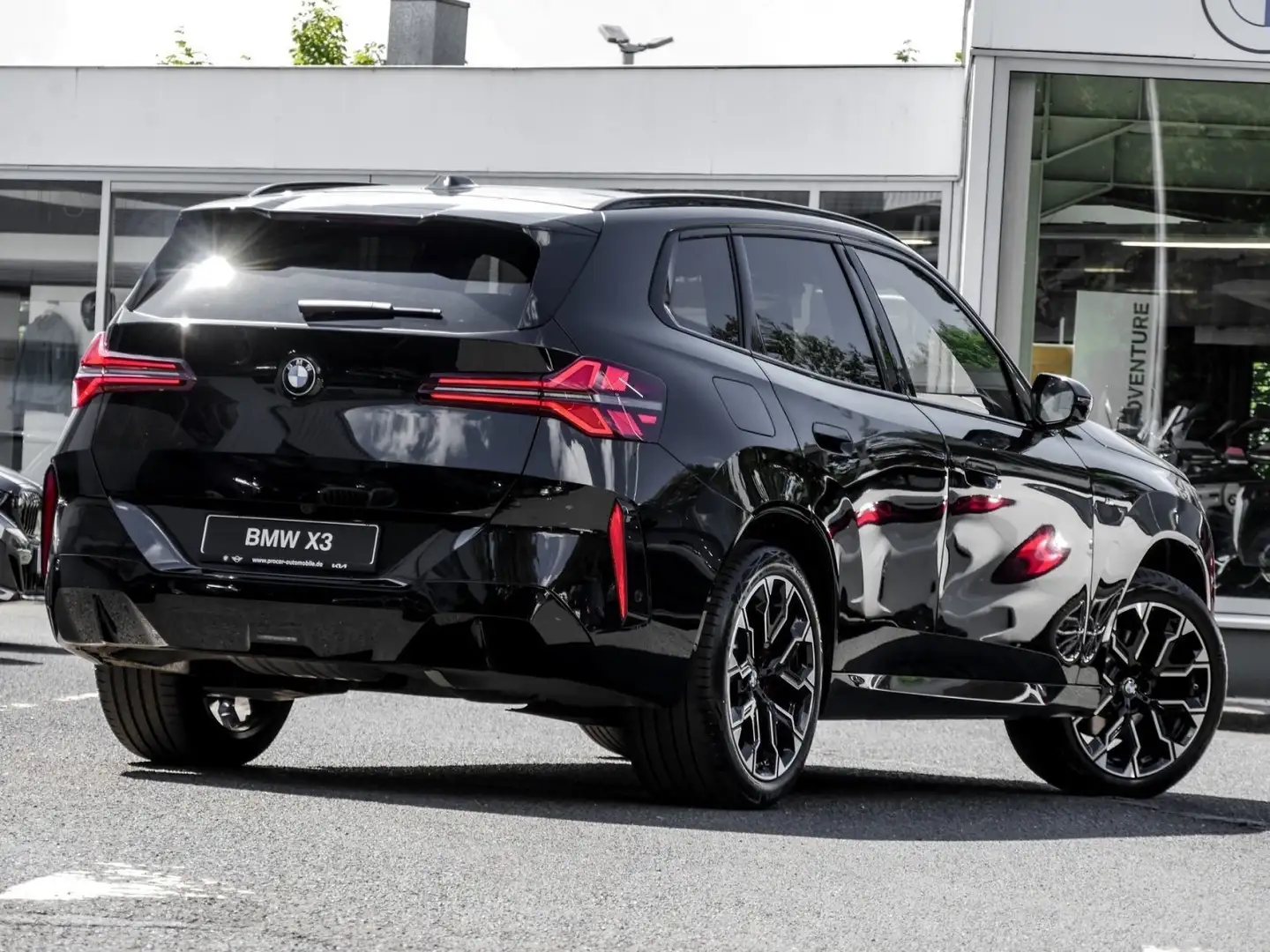BMW X3 20d xDrive M Sport PANO ACC RFK NAVI LED DAB Schwarz - 2