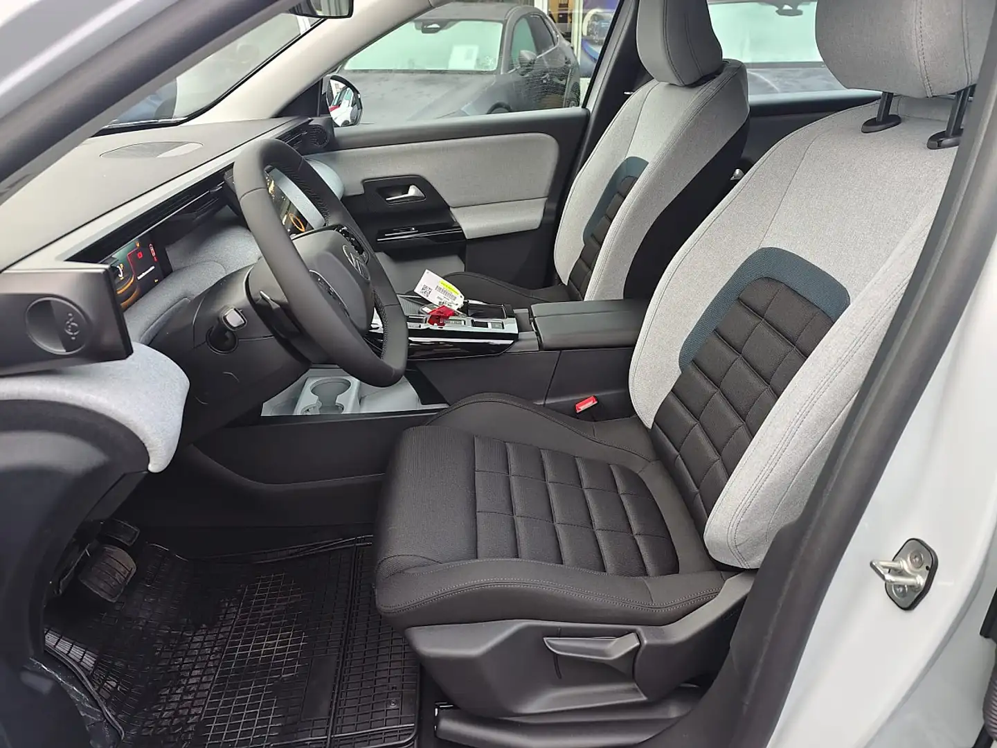 Citroen C5 Aircross mHEV 145 You Aut. Weiß - 2