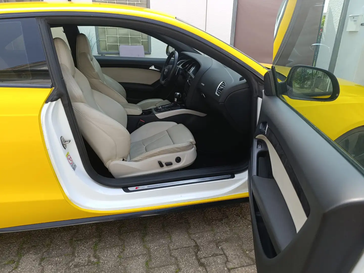 Audi A5 A5 3.0 TDI DPF quattro tiptronic Yellow - 2