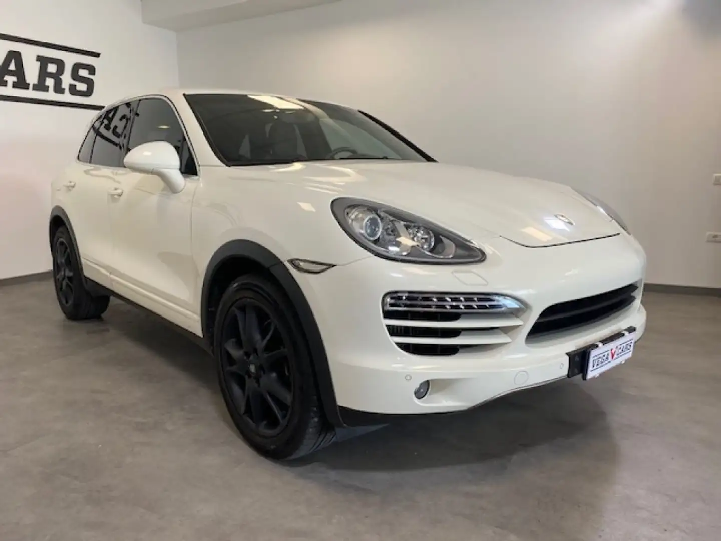 Porsche Cayenne 3.0 Diesel Bianco - 2