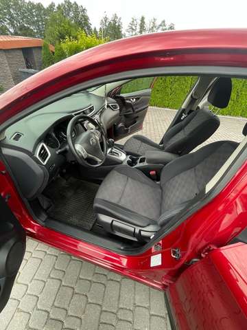 Imagine Nissan Qashqai Qashqai 1.6 dCi Xtronic ACENTA