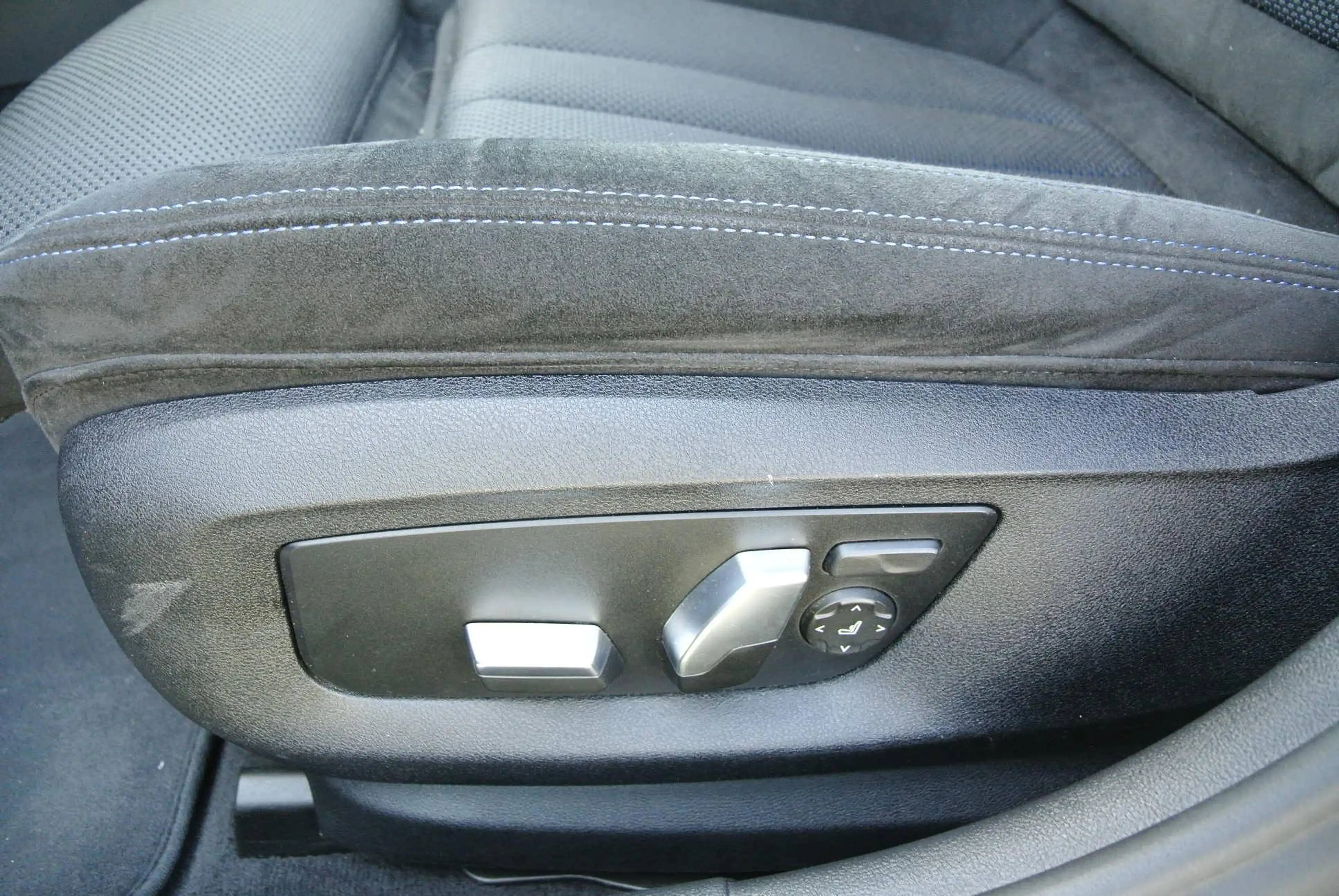 BMW 520 d touring Aut. *M-Sportpaket * LED * Head-up * — photo 9