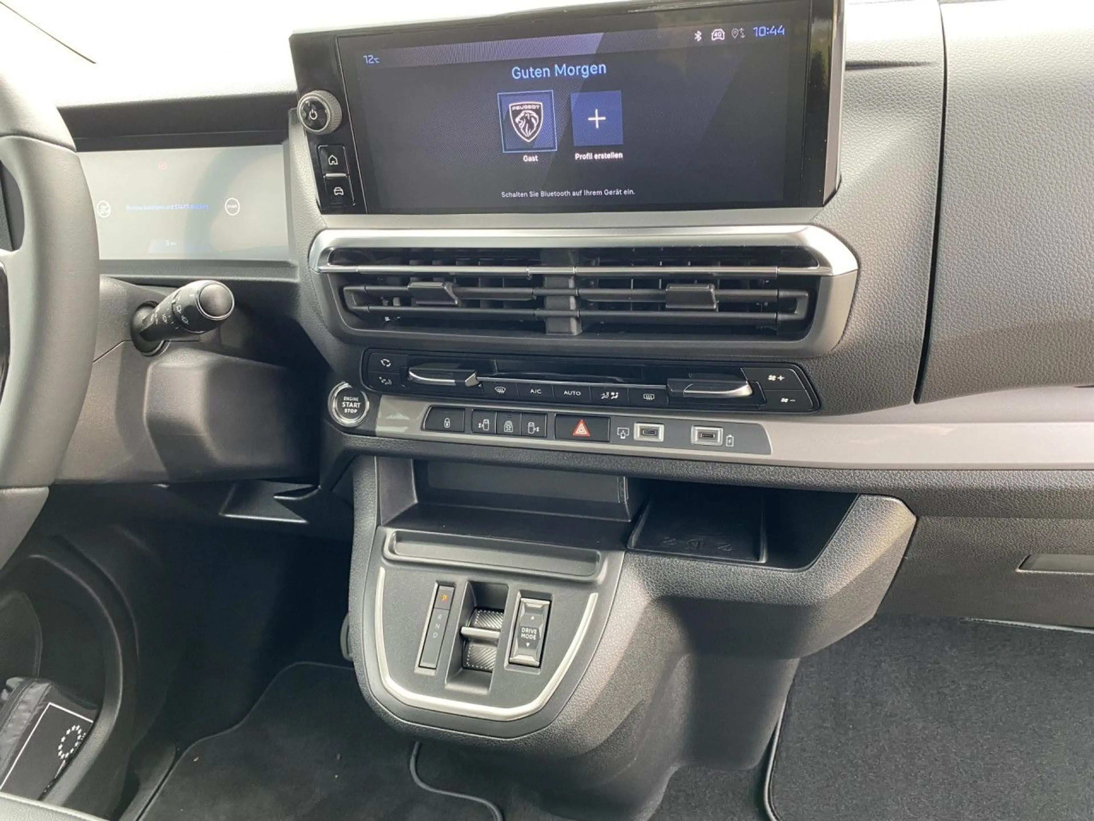 Peugeot Traveller L2 Allure Facelift 2.0 BlueHDi 180 EAT8 — photo 12