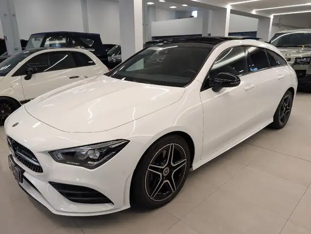 Mercedes-Benz CLA 200 d Automatic Shooting Brake AMG Line Premium
