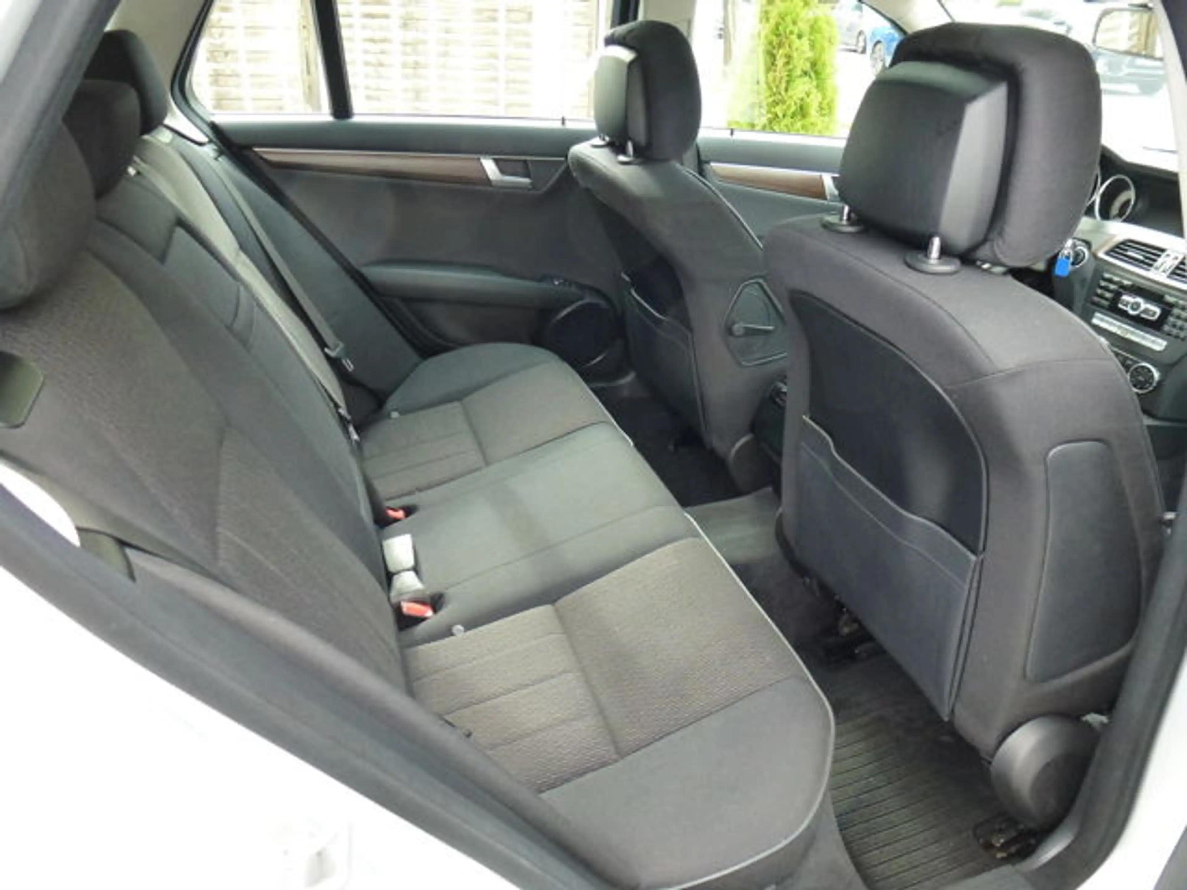 Mercedes-Benz C 180 T Kombi ELEGANCE-Autom-Klima-Schiebedach- Sitzheiz — photo 9