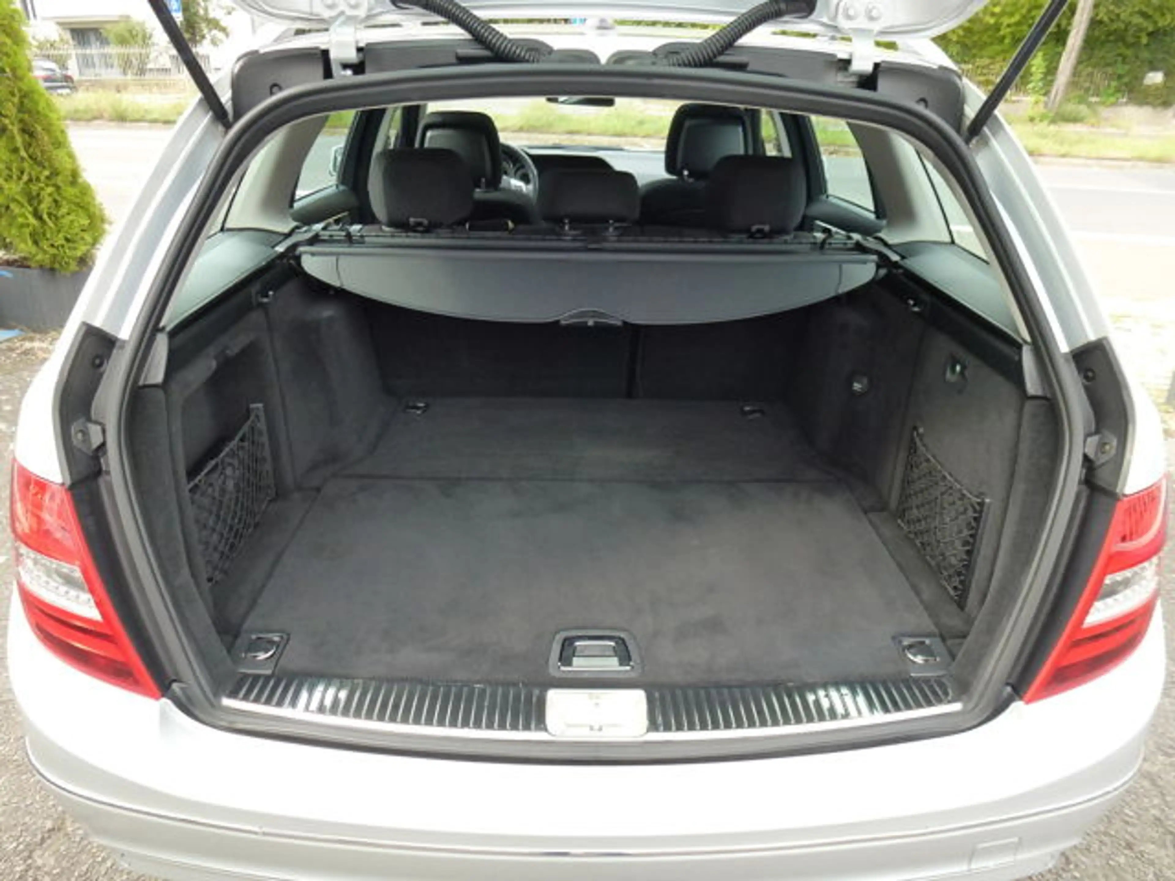 Mercedes-Benz C 180 T Kombi ELEGANCE-Autom-Klima-Schiebedach- Sitzheiz — photo 10