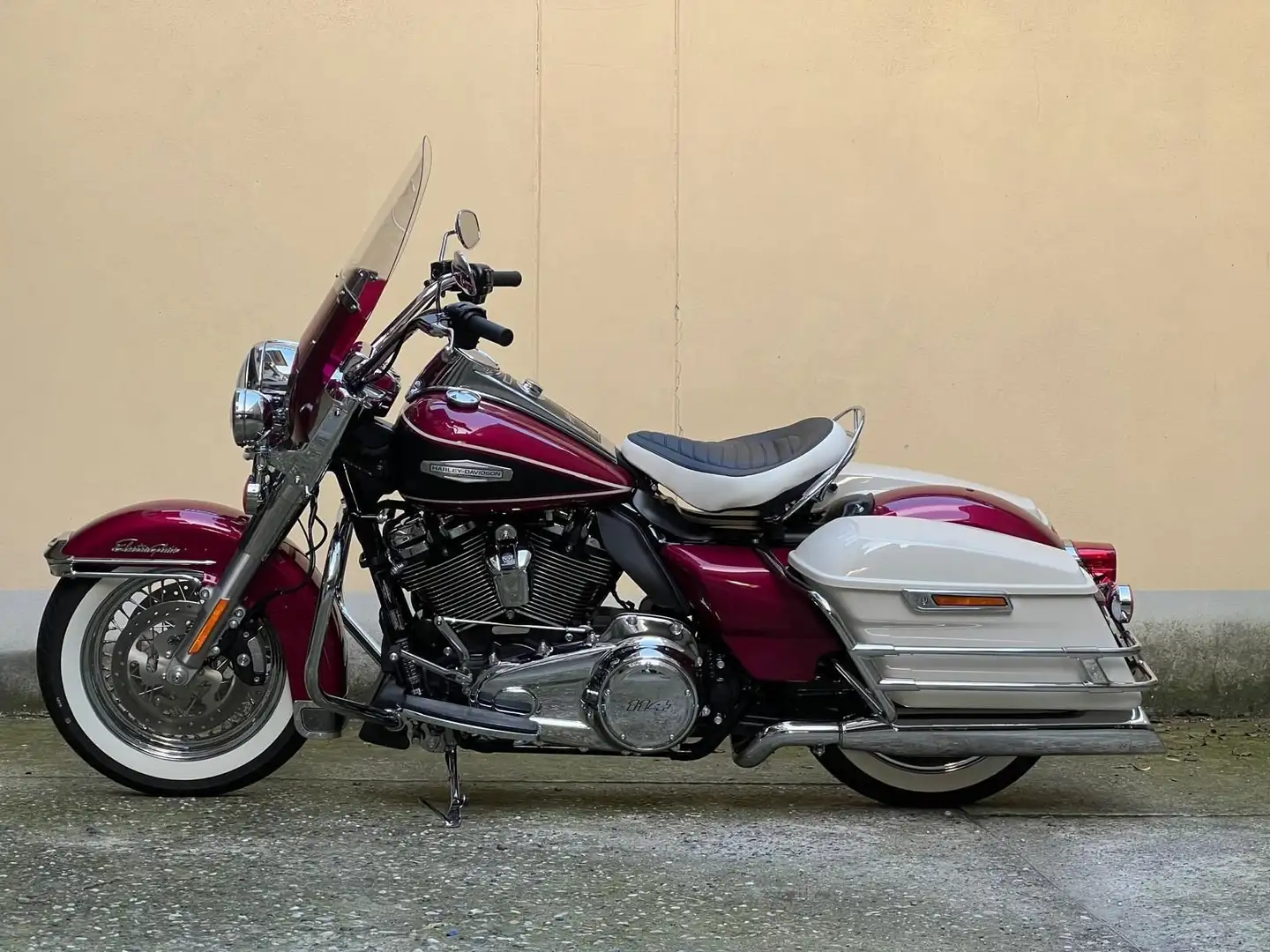 Harley-Davidson Electra Glide higway King Maro - 1
