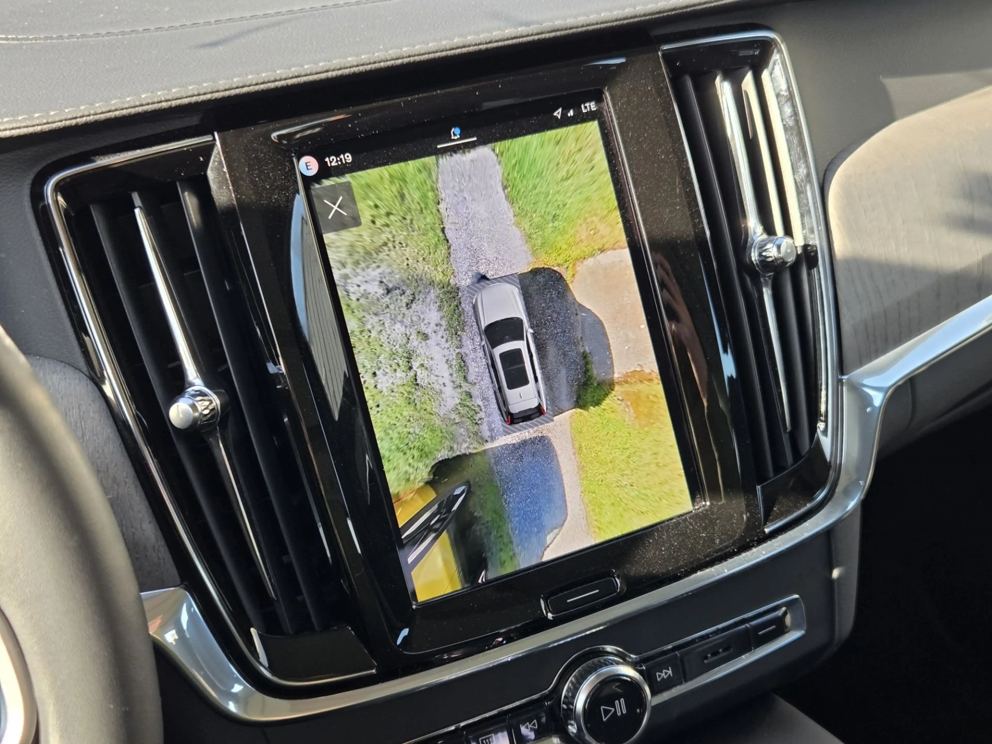 Volvo V90 2.0 T8 Plug-in hybrid AWD Ultra Dark | Full Option — photo 15