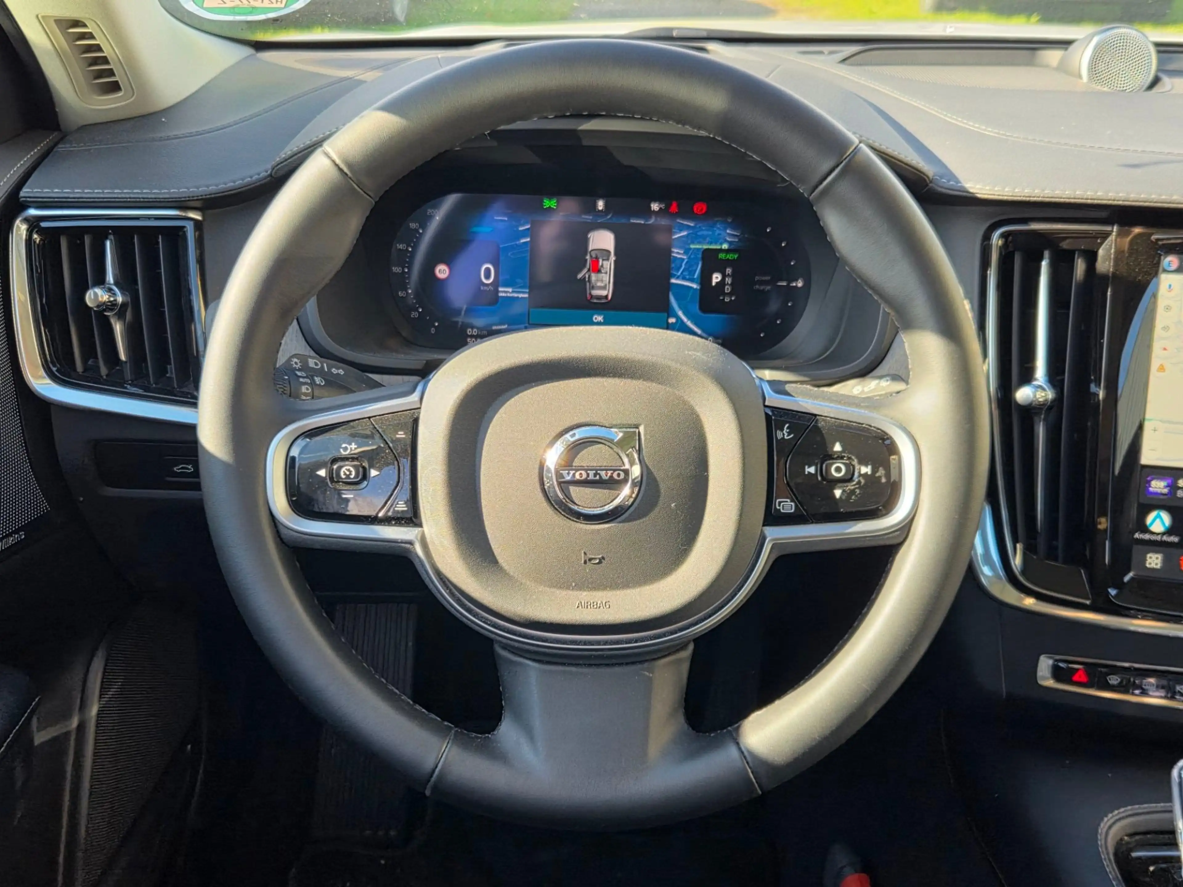Volvo V90 2.0 T8 Plug-in hybrid AWD Ultra Dark | Full Option — photo 12