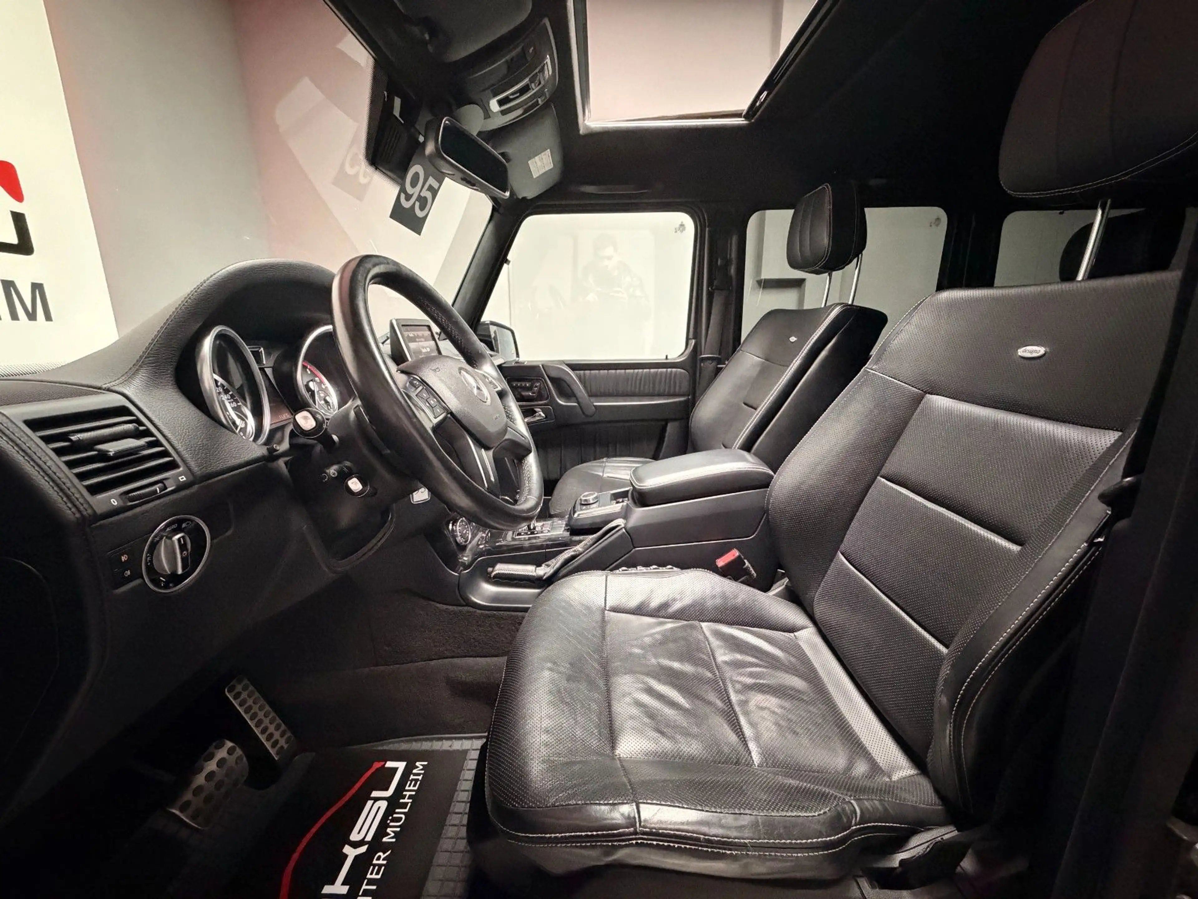 Mercedes-Benz G 350 *BlueTec*Sport-Paket*Schiebedach*H/K*Navi* — photo 11