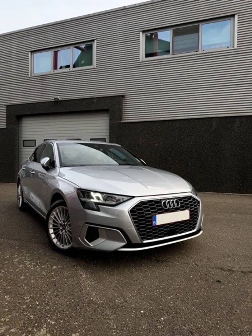 Audi A3 30 TFSI Business Advanced *GARANTIE* Argent - 2