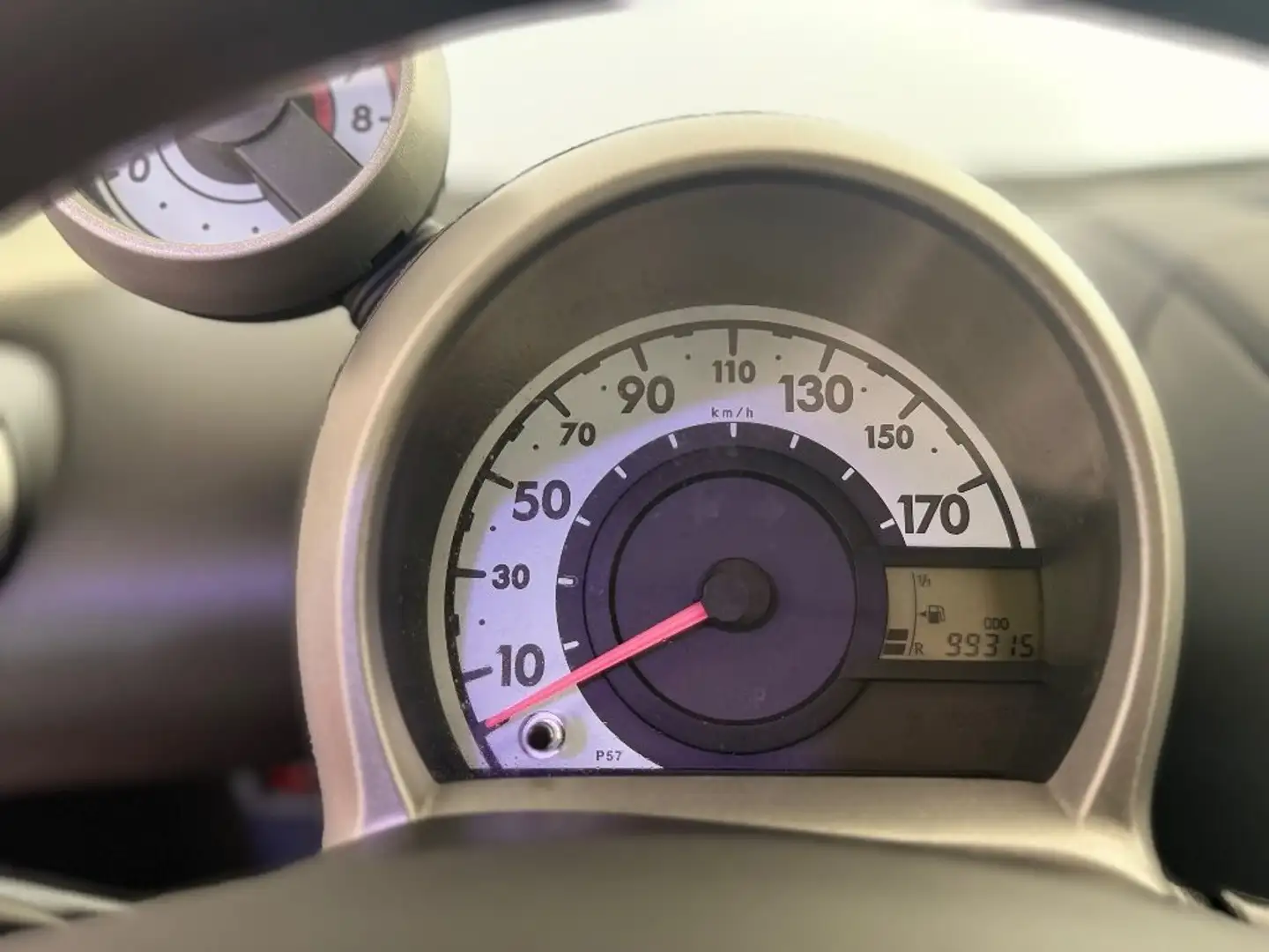 Peugeot 107 1.0 68CV 5p. Sweet Years Oranje - 2