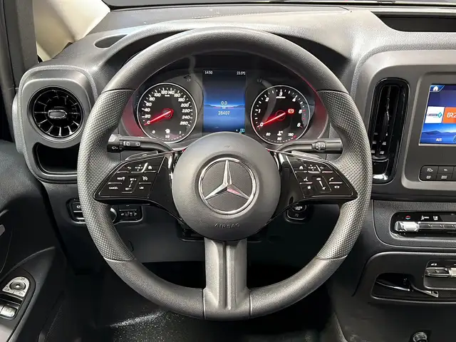 Mercedes-Benz Vito view 14