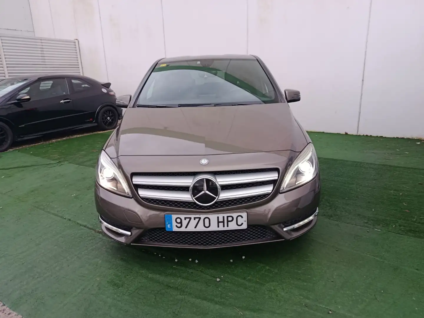 Mercedes-Benz B 180 180CDI BE 7G-DCT - 2