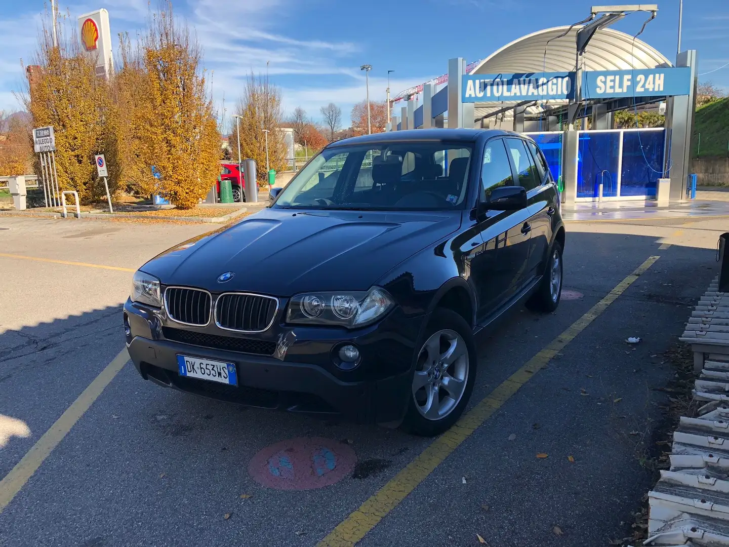 BMW X3 2.0d Attiva - 1