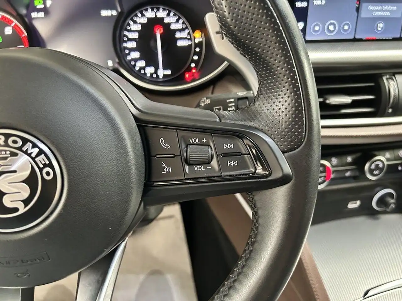 Alfa Romeo Stelvio 2021 — фото 14