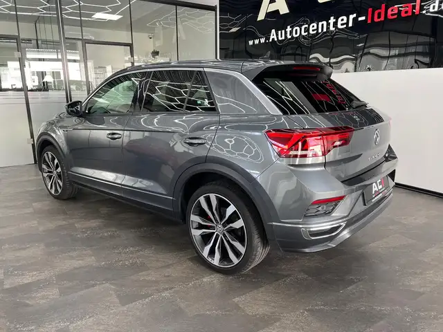 Volkswagen T-Roc view 7