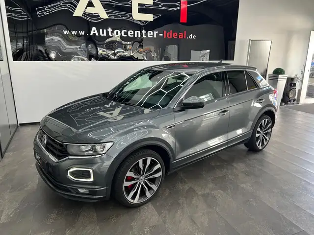 Volkswagen T-Roc view 4