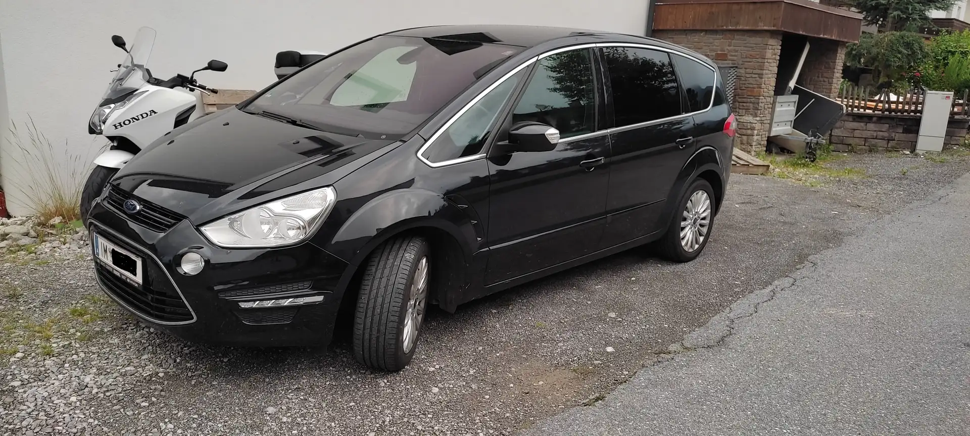 Ford S-Max Titanium 2,0 TDCi DPF Schwarz - 2