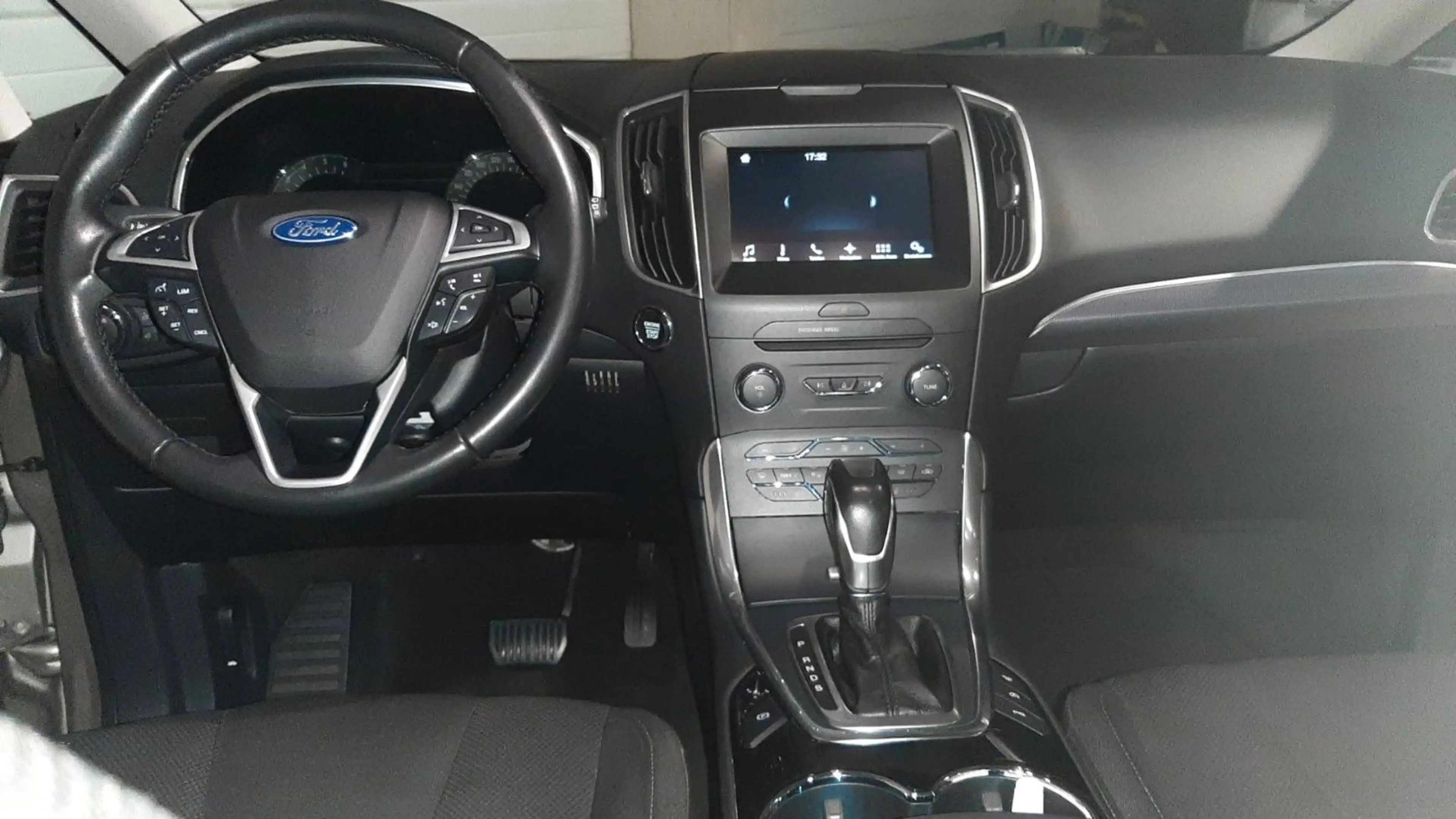 Ford S-Max S-MAX Titanium — photo 7