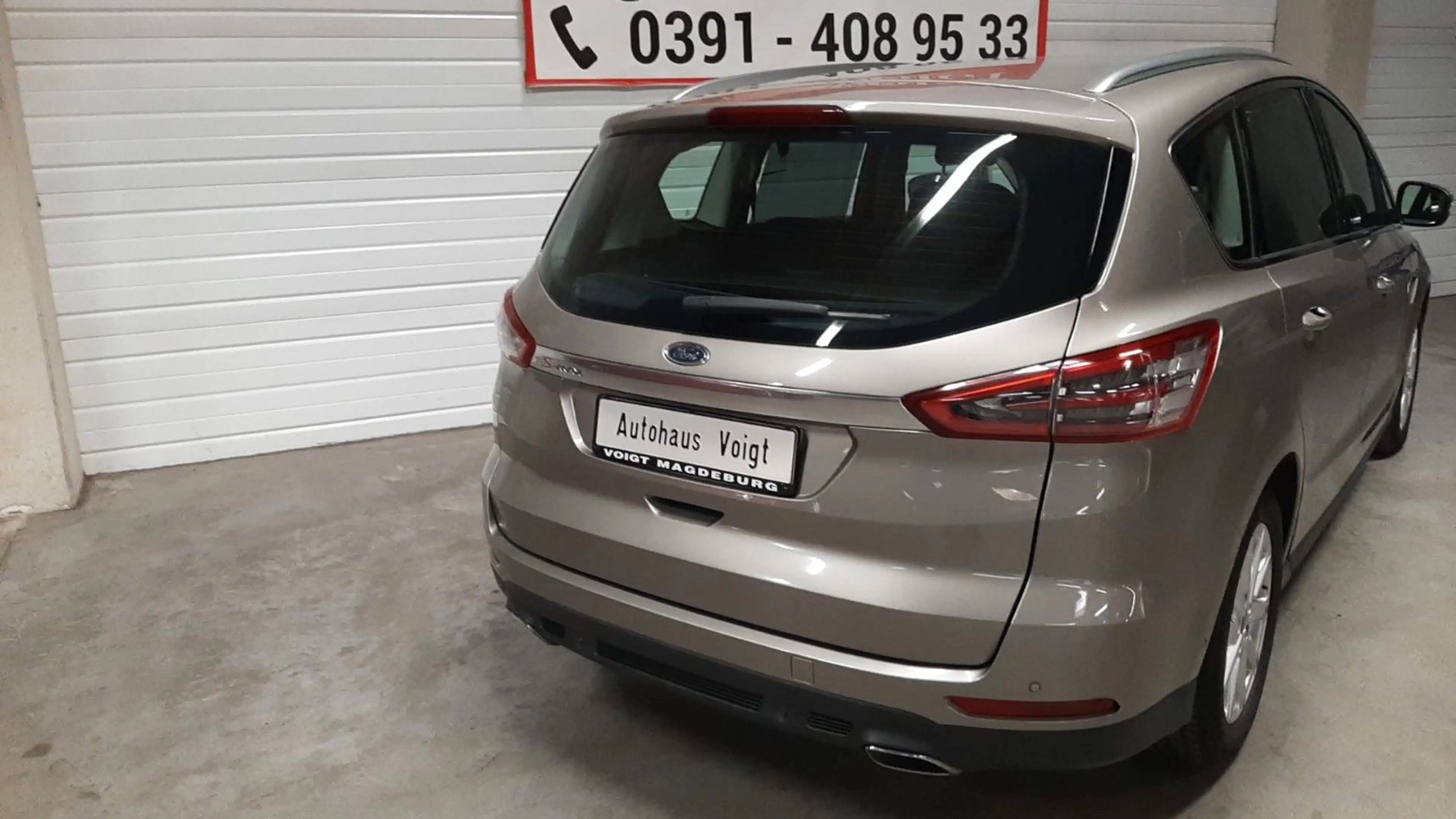 Ford S-Max S-MAX Titanium — photo 13