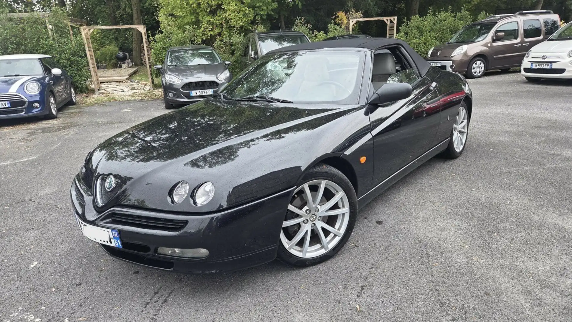 Alfa Romeo Spider 2.0 16v Twin Spark Schwarz - 1
