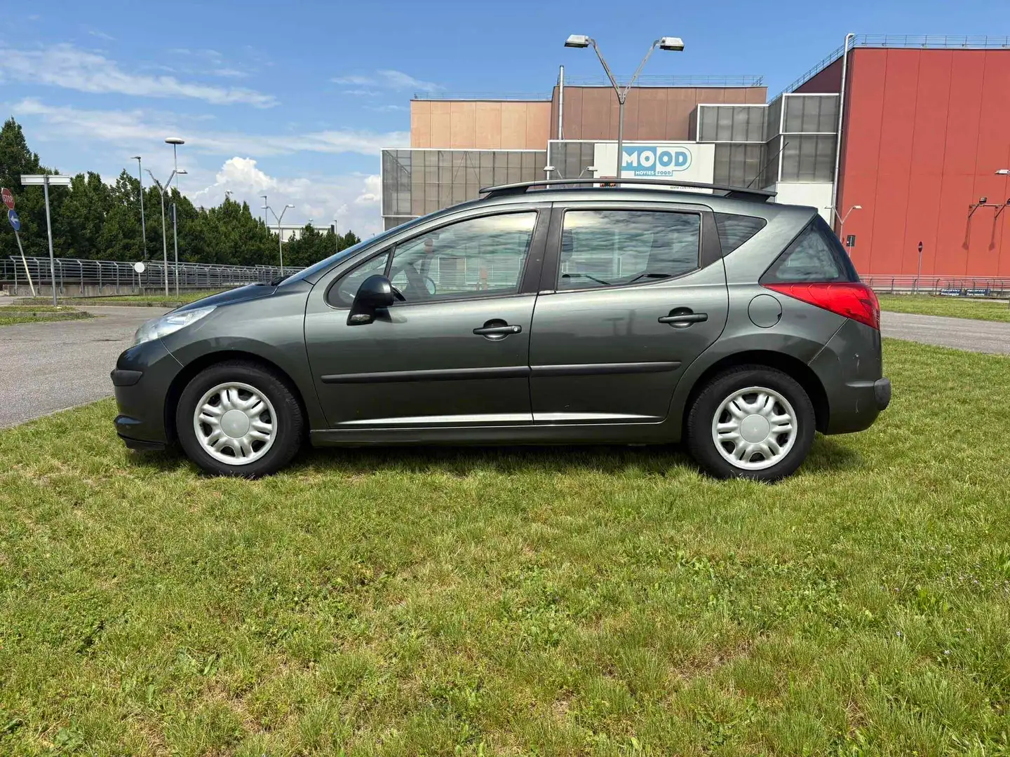 Peugeot 207 SW 1.4 vti 16v X-Line - 2