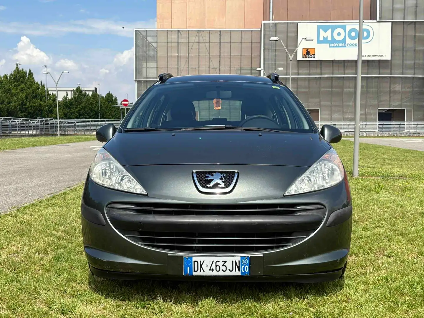Peugeot 207 SW 1.4 vti 16v X-Line - 1
