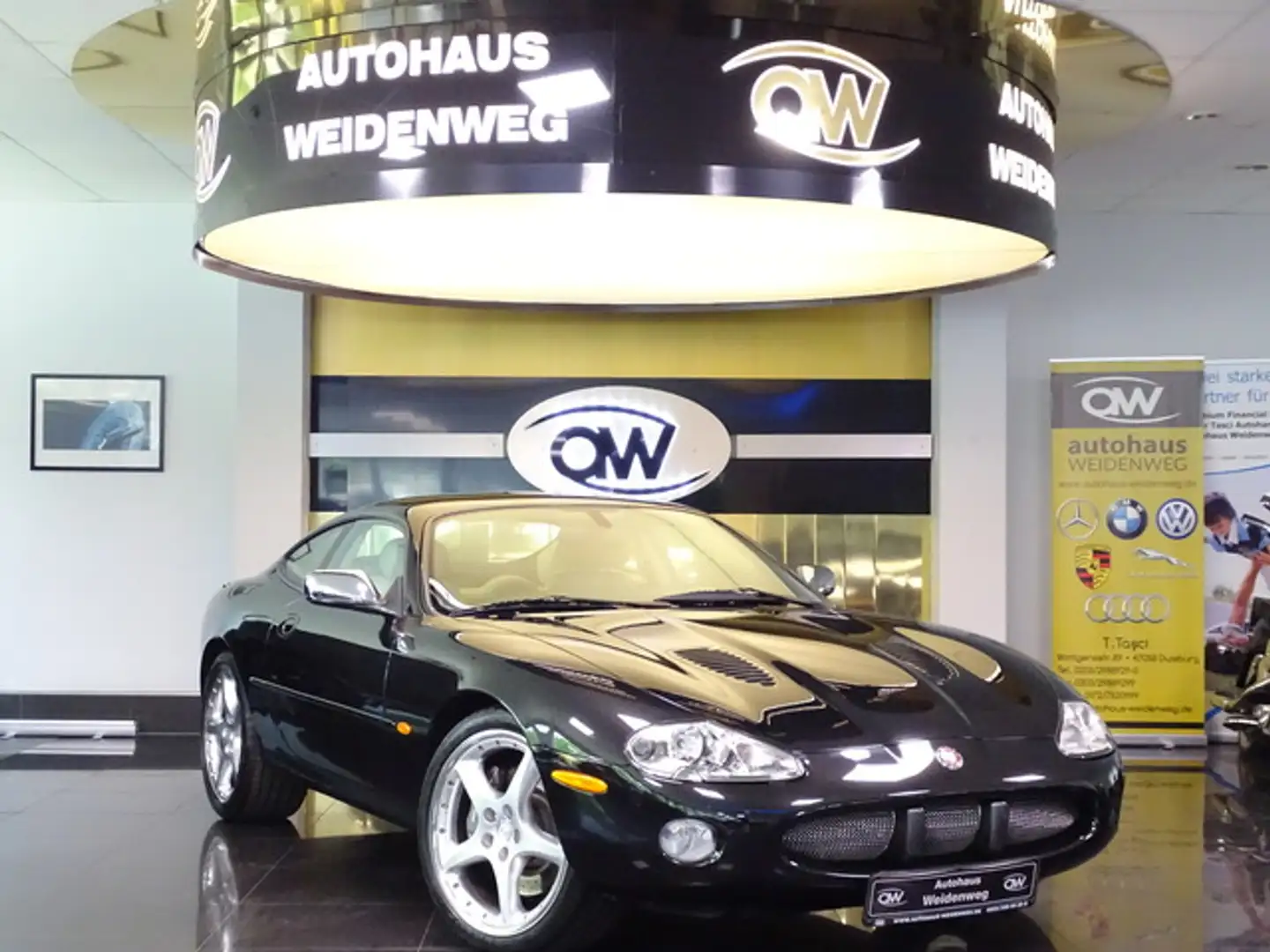 Jaguar XKR S/C V8 Coupe Wertanlage 2 Hand erst 76956 KM Black - 1