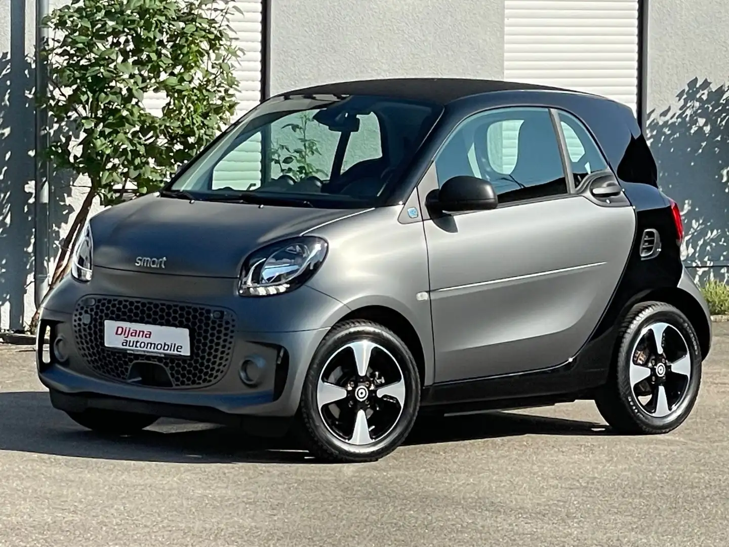 smart forTwo EQ Passion 22kw Plus-Paket Matt 1Hd TOP! Gris - 1