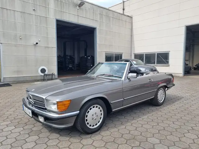 Mercedes-Benz SL 300