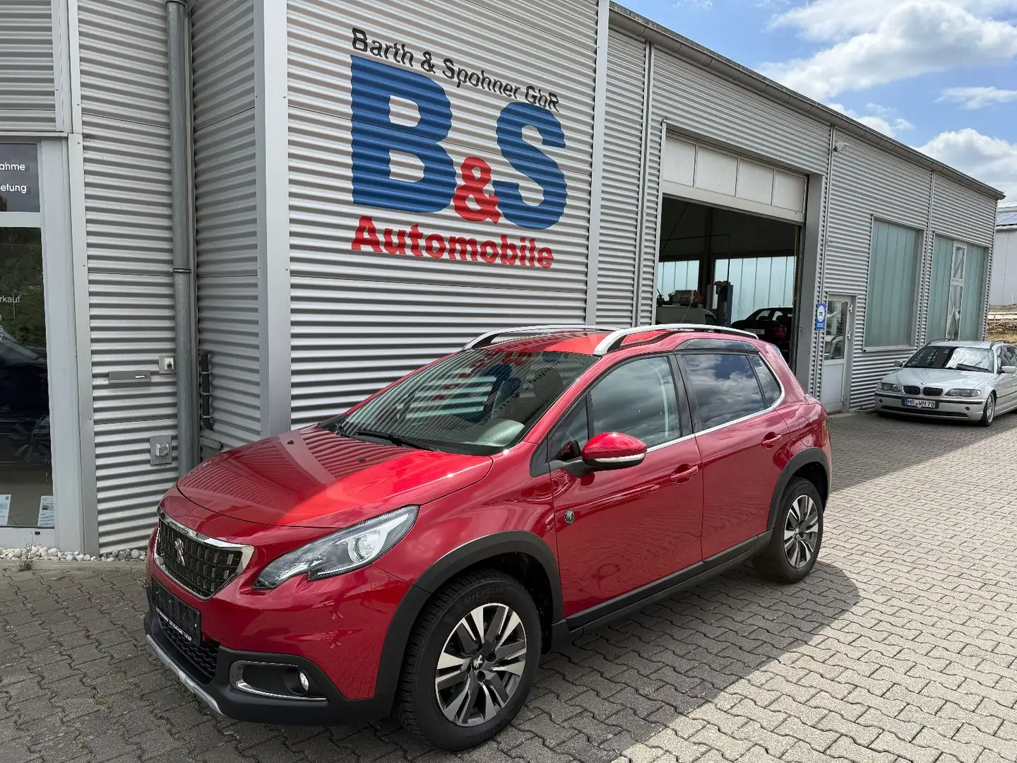 Peugeot 2008 Crossway Rosso - 1
