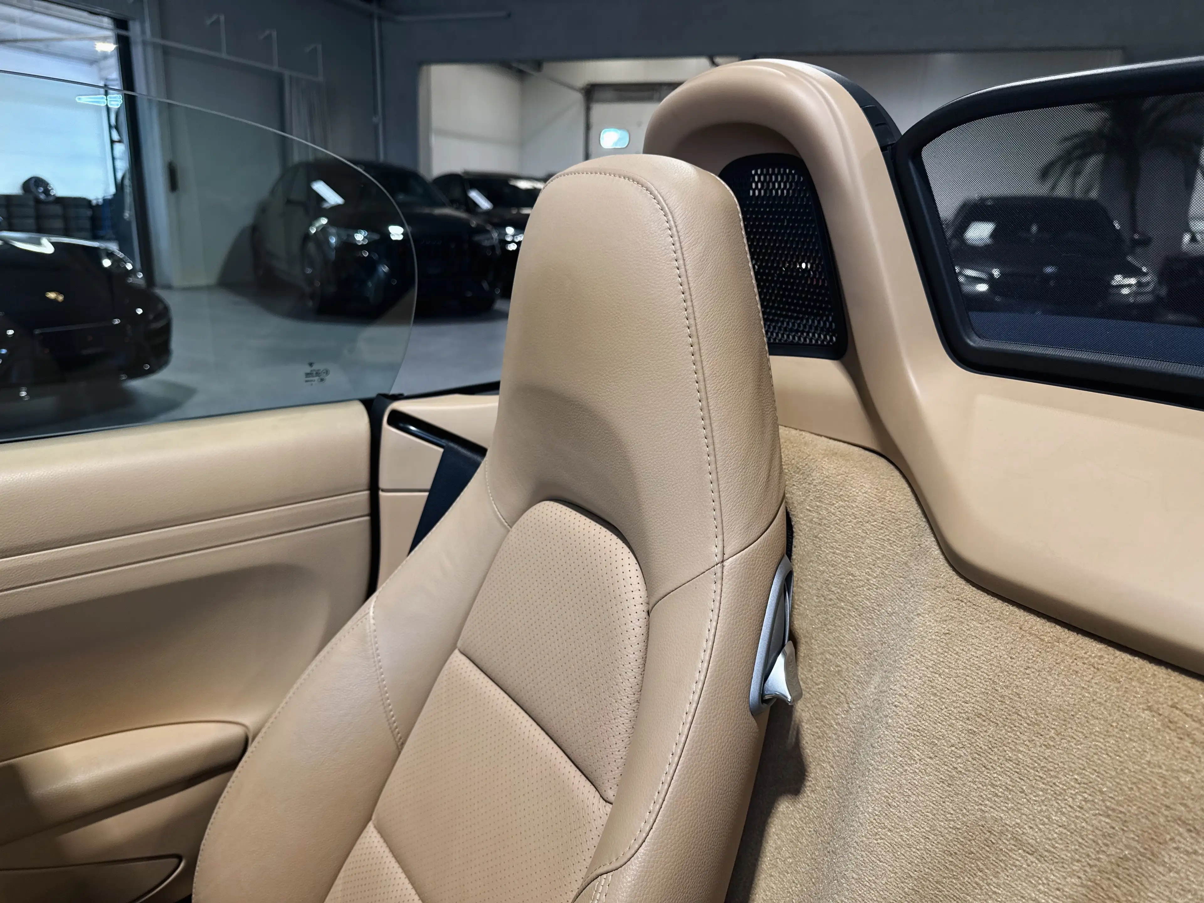 Porsche Boxster 2.7i PDK — photo 7