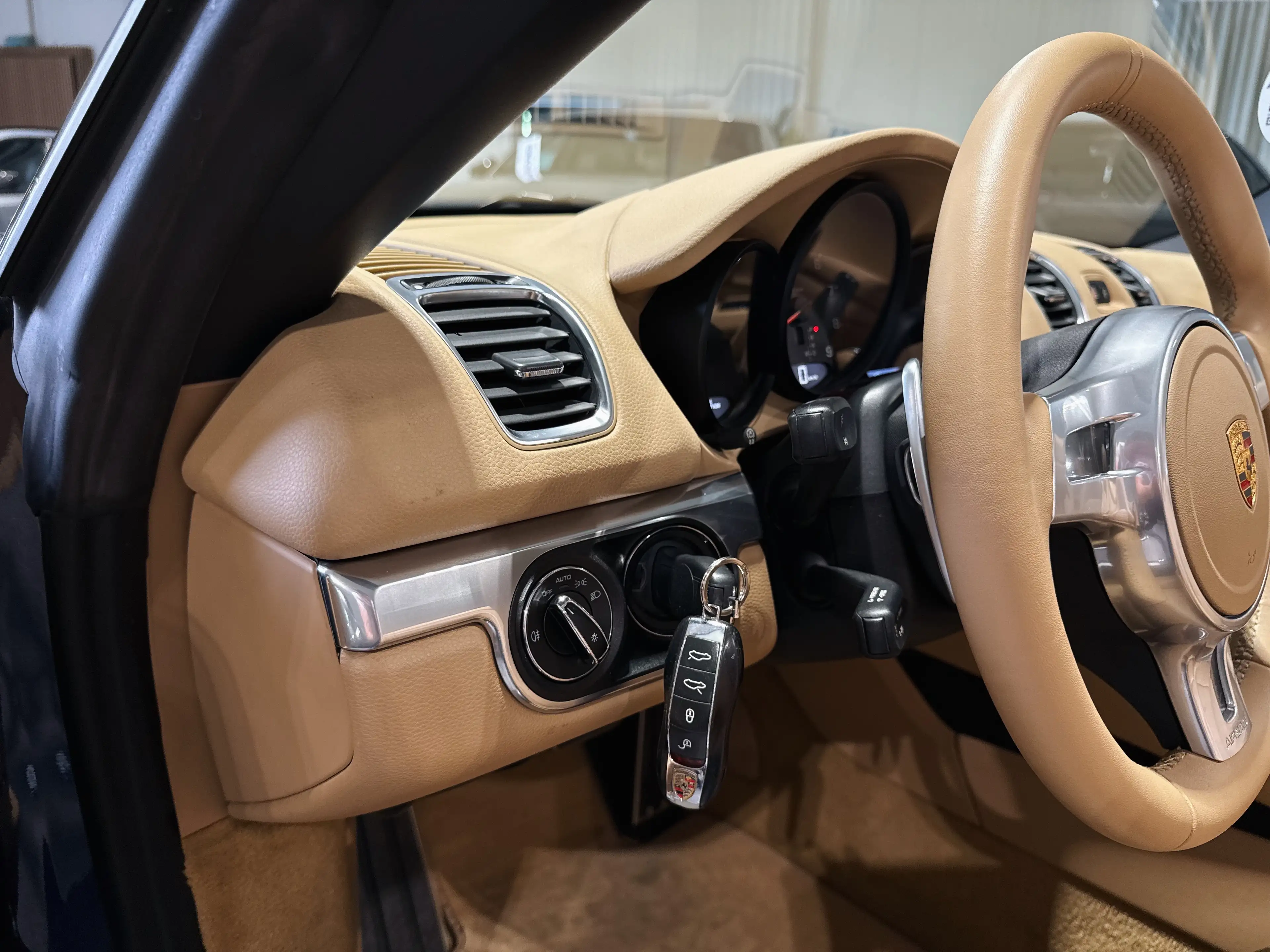 Porsche Boxster 2.7i PDK — photo 10
