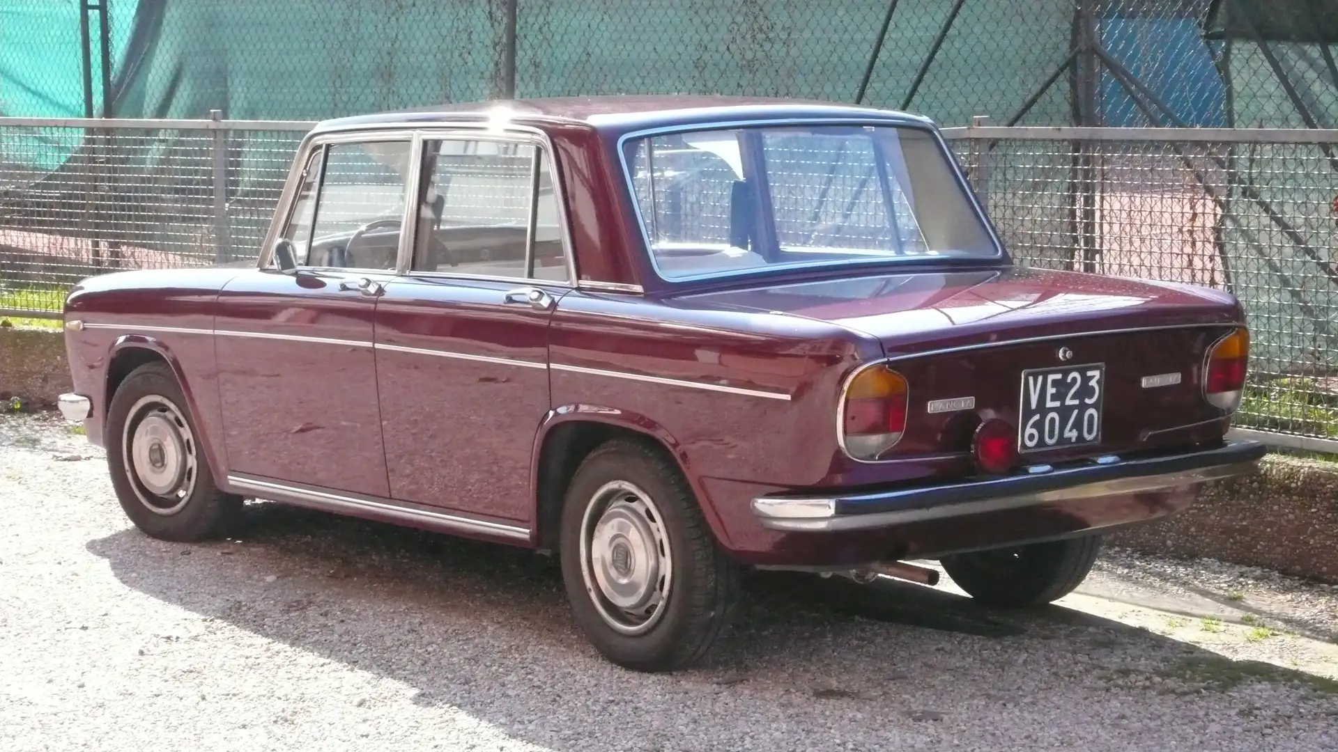 Lancia Fulvia Berlina Rosso - 2