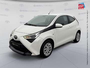 1.0 VVT-i 72ch x-play 3P MY19