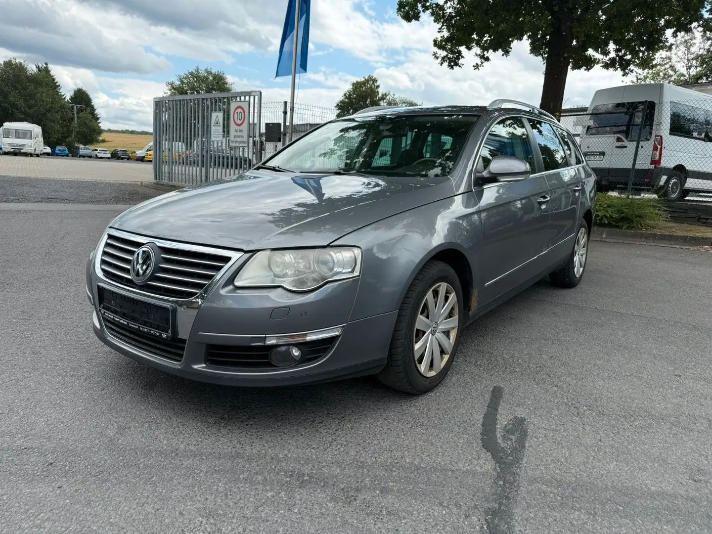 Volkswagen Passat Variant Highline*Tüv01.2025*Bastler* Gris - 2